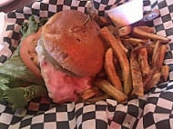 Bagger Dave's Burger Tavern Birch Run food