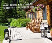 Jenny Lake Lodge outside