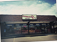 Giovanni's Pizza food