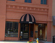 202 North Main Fine Wines, Spirits Music Room outside