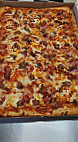 Helene's Fairgrounds Pizzeria food
