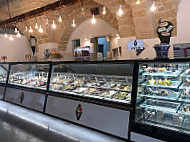 Vero Gelato Italiano inside