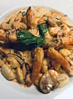 Lomonte's Italian Restaurant And Bar food