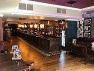 Scholars Arms inside