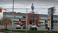 Little Caesars outside