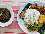 Sarapan Pagi Kak Yam food