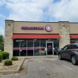 Georgetown Donuts Dentro