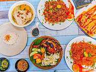 Istana Sangkut Kitchen food