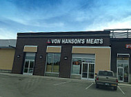 Von Hanson's Meats outside