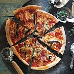 Zizzi - Greenwich food