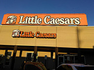 Little Caesars Pizza outside