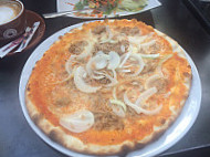 Bergmann Pizza food