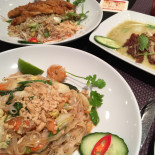 Hatta Thai Massage Stuttgart Comida