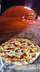 Pizzeria Au Feu De Bois Le 193 food