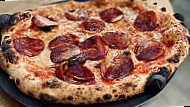 La Maison Des Pizzas food