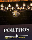 Porthos Pizza&beer inside