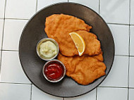 Schnitzel Madam food