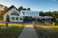 lokal genial outside