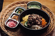 Bibimbap food