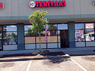 Hot Teriyaki outside