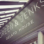 Green Jenks inside