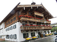 Gasthaus Lobewein inside