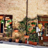 Drinkingwine Exterior