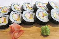 Natsu Sushi 1070 food