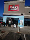 Café Zupas outside