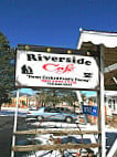 Riverside Cafe outside