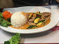 Tab-Tim Thai Restaurant food