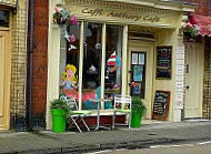 Cafe Aethwy outside