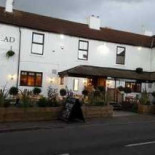 Queens Head Exterior