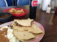 Tacos El Viajero food