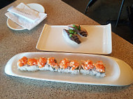 Sushi Maru inside