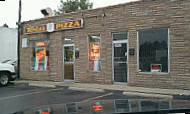 Terita's Pizza outside