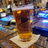 Pints Brewery Comida