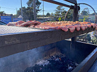 Cole's B-q outside