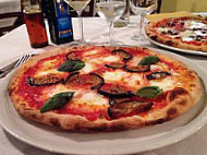 Pizzeria Ca' Rossa food