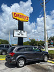 Denny's outside