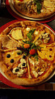 Pizz A Nous food