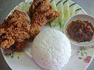 Restoran Chicken Rice food