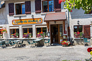 Auberge des Montauds outside