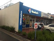 Domino's Pizza Brooklyn Park outside