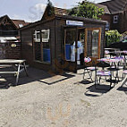 Tuckers Ice Cream Parlour outside