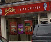 Miss Millies Fried Chicken outside