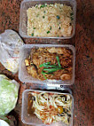 Lao-Thai Luammit Restaurant food