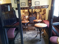 Horse And Groom inside