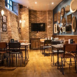 The Trinity Bell, Ec3 Comida
