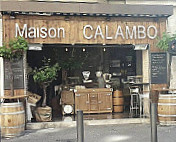 Maison Calambo inside
